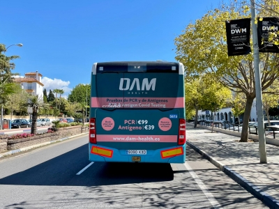 Autobus publicitario de Gran lateral + Simple en Benalmádena, Málaga