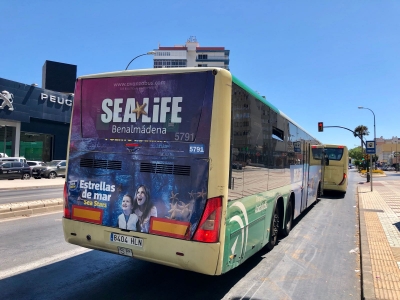 Autobus publicitario de Urban Simple en Málaga, Málaga