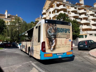 Autobus publicitario de Urban Simple en Fuengirola, Málaga