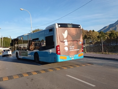 Autobus publicitario de Urban Simple en Málaga, Málaga