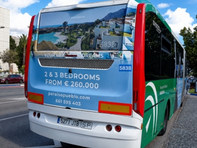 Autobus de Gran lateral Simple en Marbella, Málaga