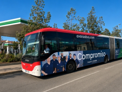 Autobus publicitario de Gran lateral Simple en Estepona, Málaga