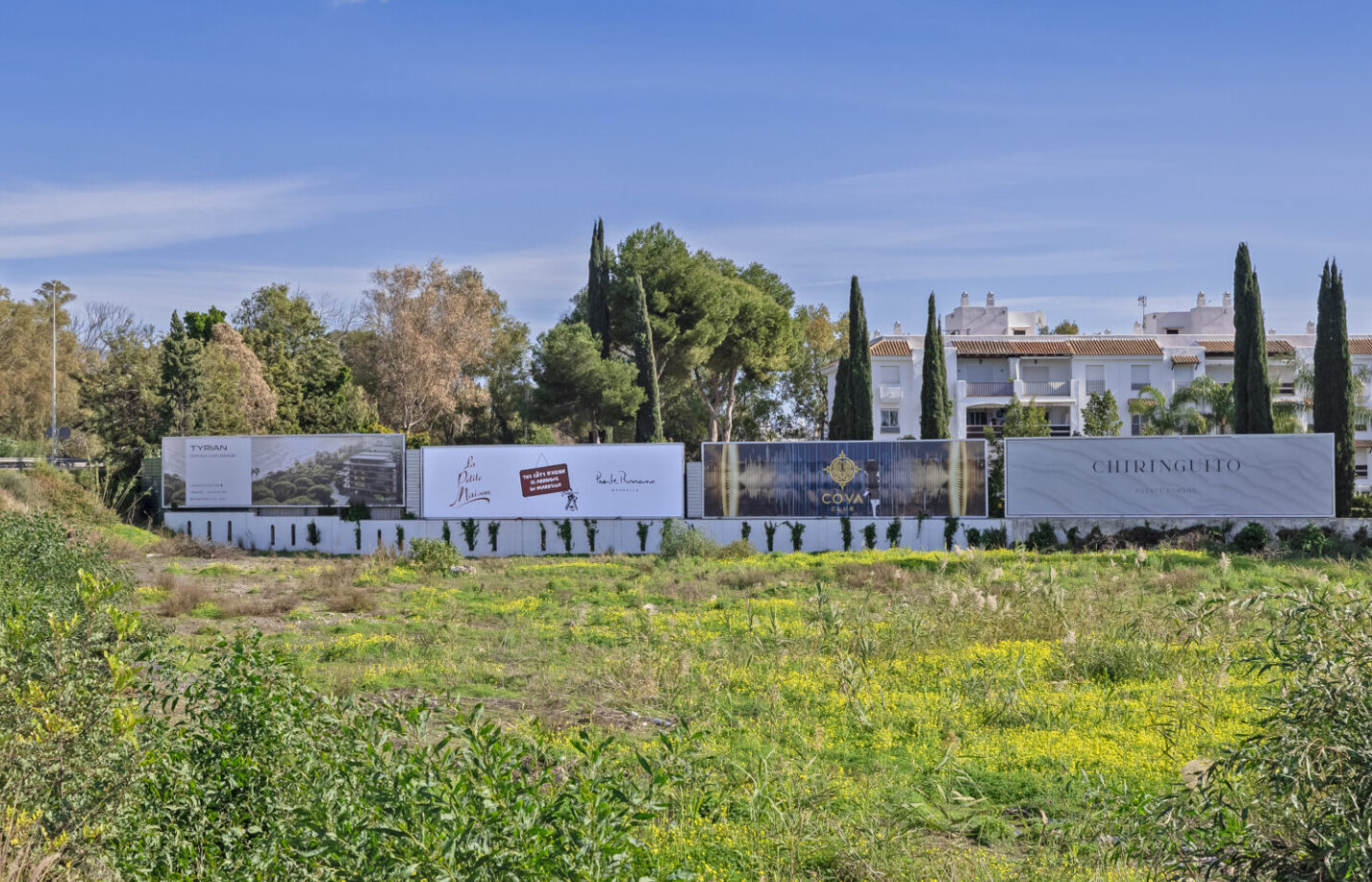 Publicidad exterior para anunciar una apertura icónica