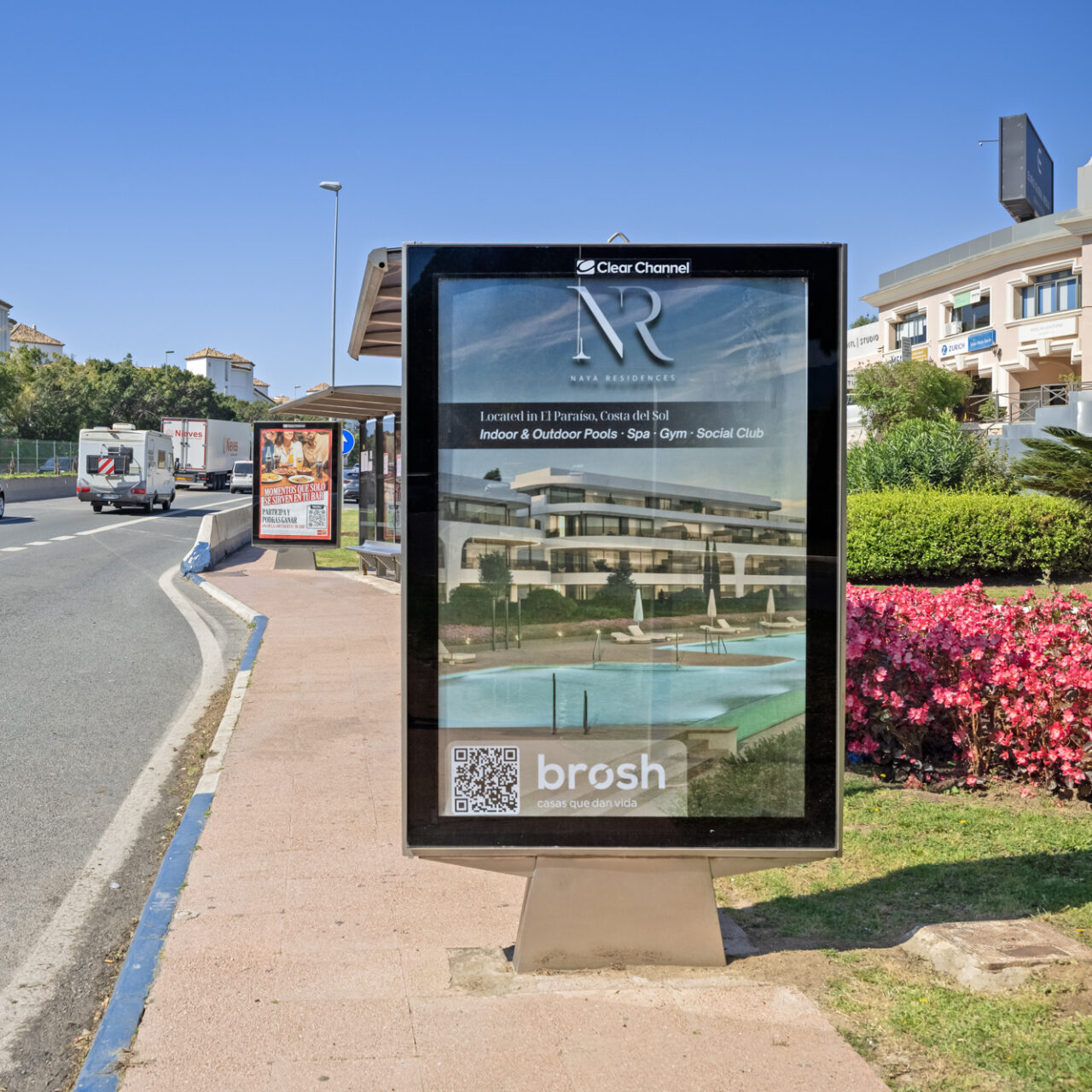 Brosh apuesta por la publicidad exterior para dar visibilidad a sus promociones en la Costa del Sol
