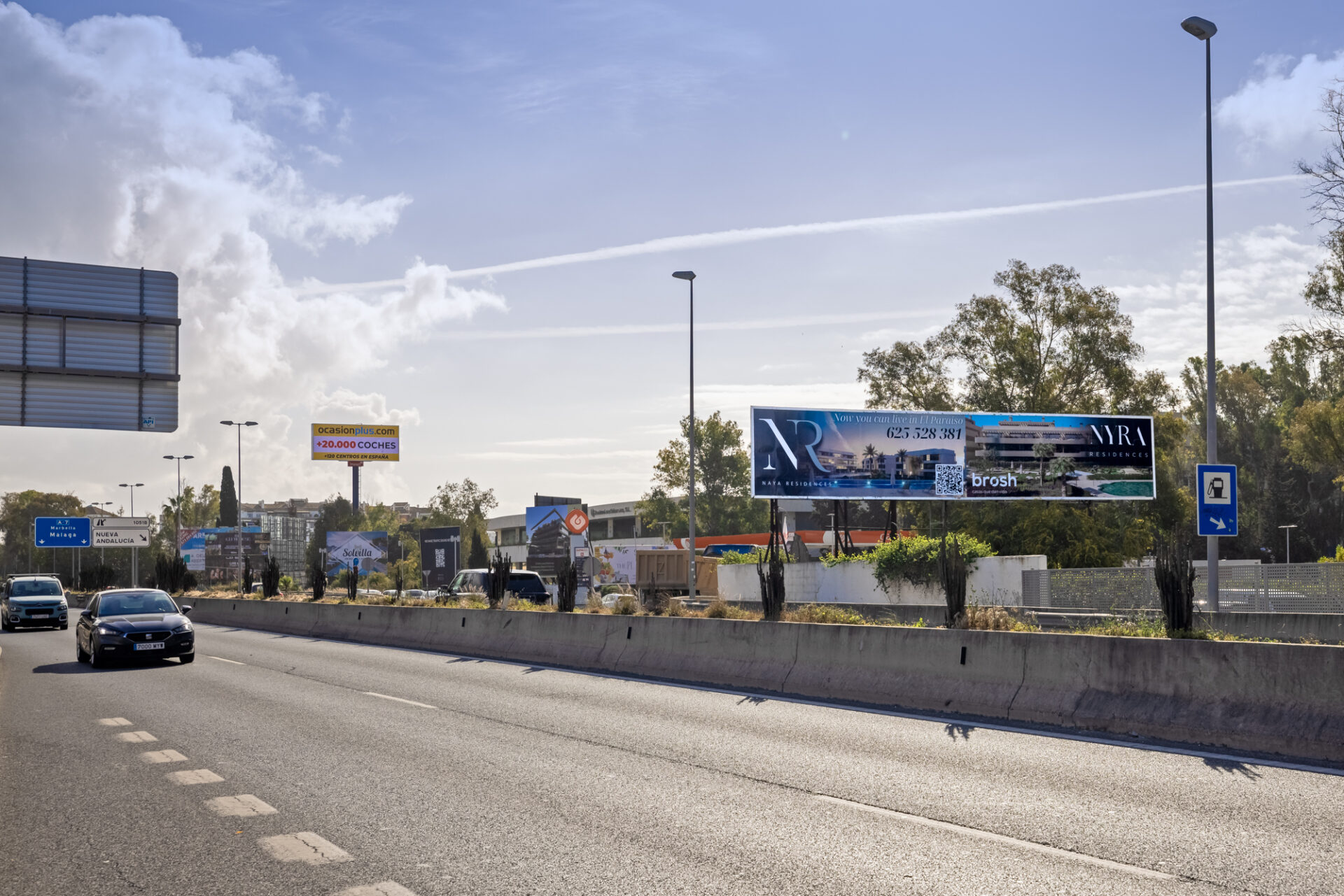 Brosh apuesta por la publicidad exterior para dar visibilidad a sus promociones en la Costa del Sol