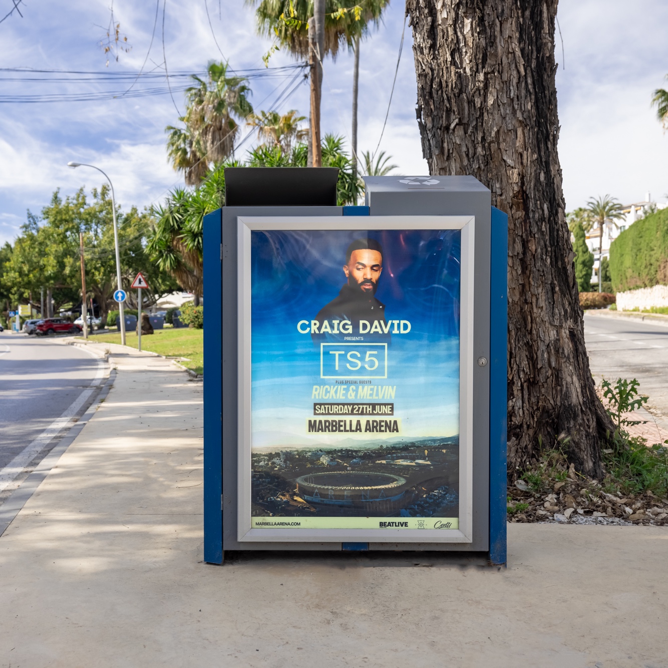 Marbella Arena lleva su agenda de eventos a las calles de Marbella con una campaña de 30 Lightbox